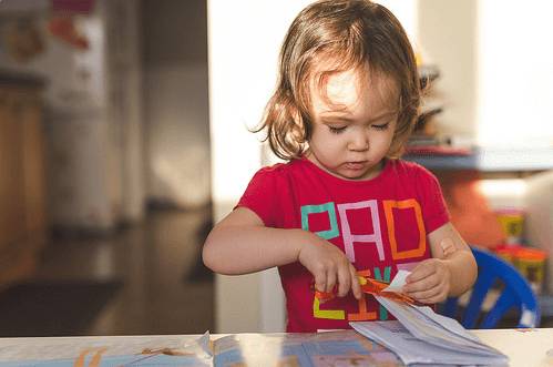 Частое моргание у ребенка