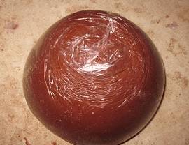 Тесто под пленкой