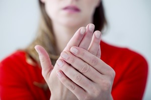 Холодные руки и ноги: причины Народные способы от замерзания конечностей