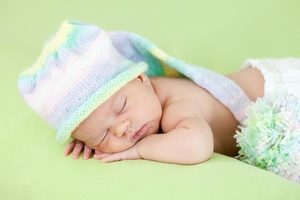 Обязательные элементы режима дня новорождённого ребенка Обязательные элементы режима дня новорождённого
