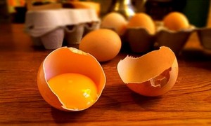 Правила использования яиц Как приготовить яичную маску